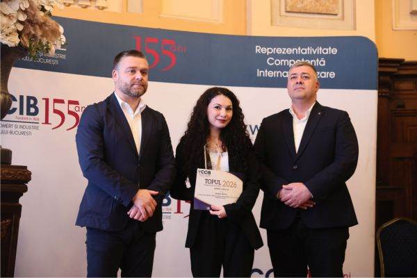 Ziarul BURSA - premiat de CCIB la Topul firmelor din Bucureşti Ziarul BURSA - premiat de CCIB la Topul firmelor din Bucureşti